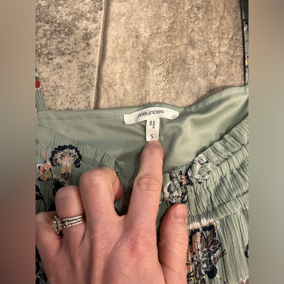 Maurice’s sage Floral Dress- size small - Picture 4 of 6